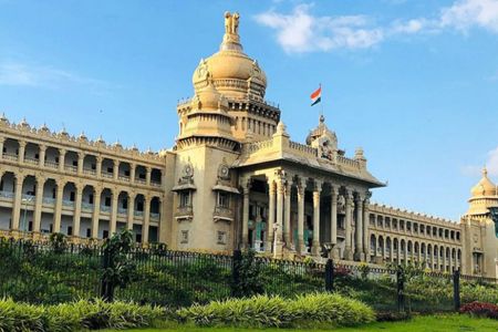 Tips for a Comfortable Taxi Journey from Mangalore to Bangalore