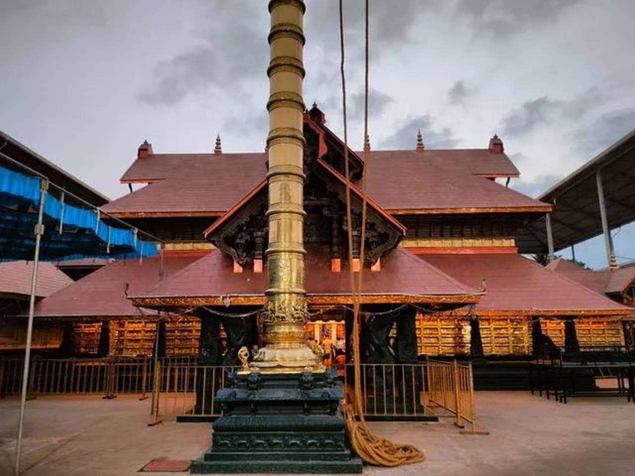 Best Taxi Service in Mangalore for Family Trips and Pilgrimage Tours - Durga Taxi Mangalore